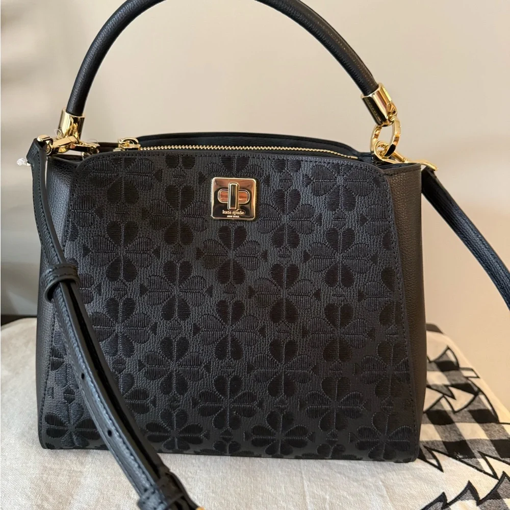 Kate Spade Purse - Picture 1 of 4